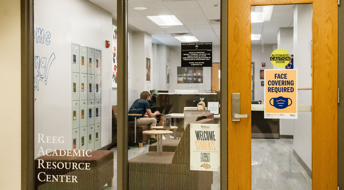 The second Reeg Academic Resource Center entrance also has soft seating and lockers to place your items when you enter the testing center.