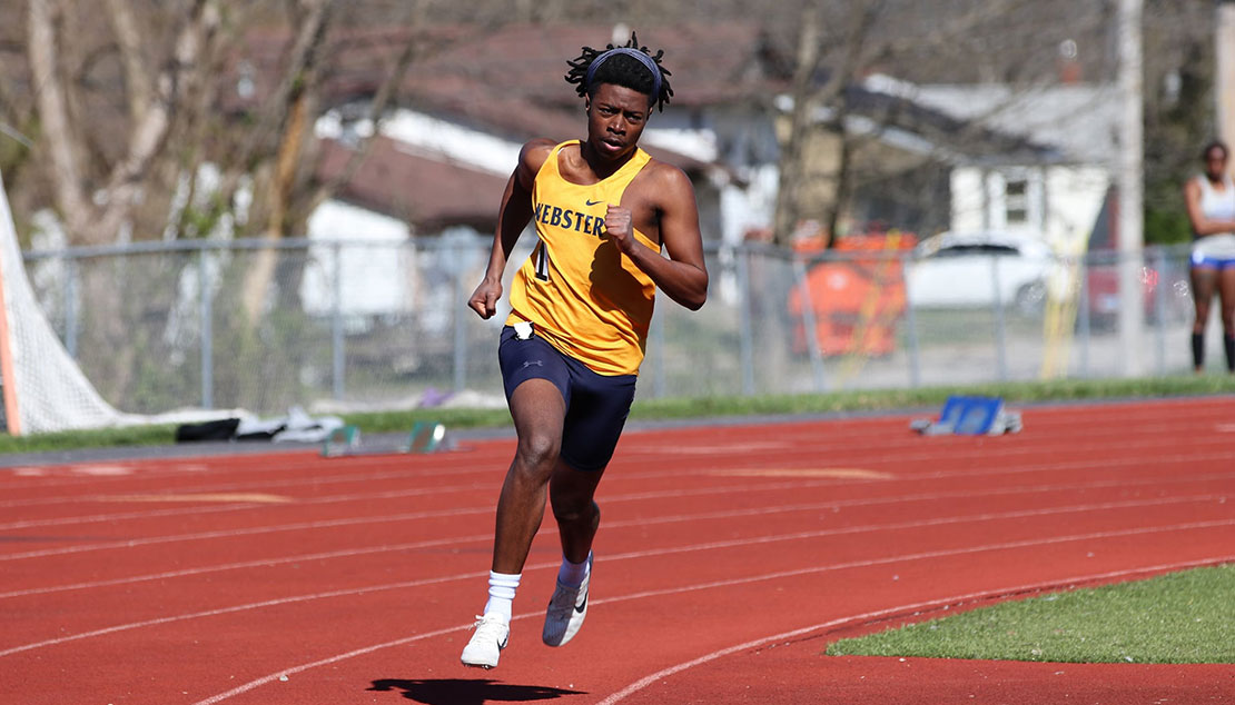 Men's track and field runner 